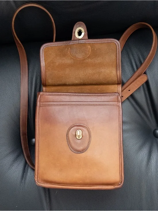 Vintage Coach 1992/93 Murphy Crossbody Bag in British Tan - Picture 6 of 14